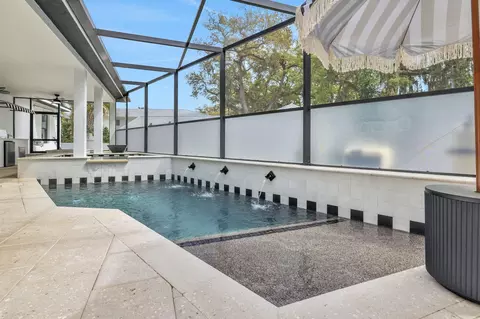 Exterior - 39 E Park Ave, Saint Augustine, FL 32084 photo 16 of 26