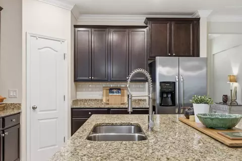 Kitchen - 58 Ceja Way, Saint Augustine, FL 32095 photo 8 of 9