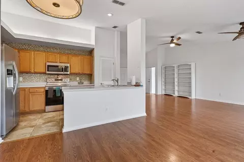 Living - 18 Talavera Ct #18, Saint Augustine, FL 32086 photo 3 of 7