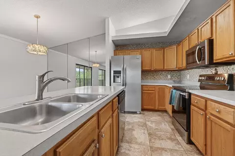 Kitchen - 18 Talavera Ct #18, Saint Augustine, FL 32086 photo 1 of 4