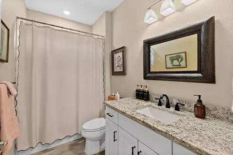 Bath - 132 Orchard Ln, Saint Augustine, FL 32095 photo 3 of 3