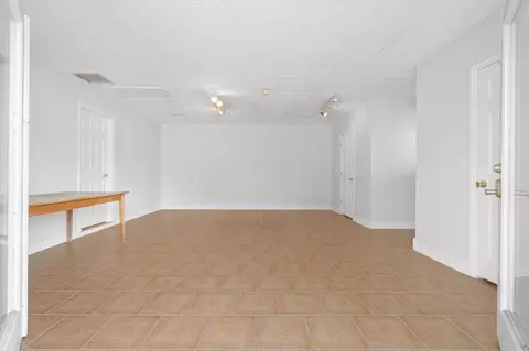Living - 601 Prince Rd, Saint Augustine, FL 32086 photo 4 of 4