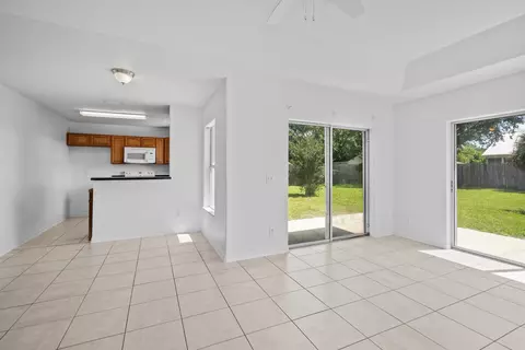 204 Saranac Ln, Saint Augustine, FL 32086 photo 6