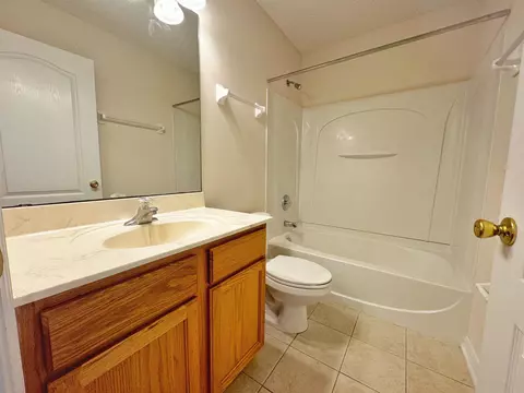 Bath - 214 Seventeenth St, Saint Augustine, FL 32084 photo 6 of 6