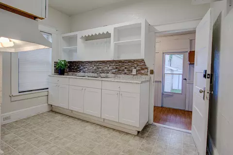 Kitchen - 20 Hope St, Saint Augustine, FL 32084 photo 1 of 1