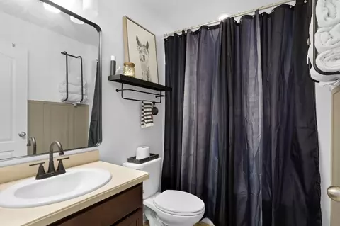 Bath - 123 Montiano Cir, Saint Augustine, FL 32084 photo 3 of 4