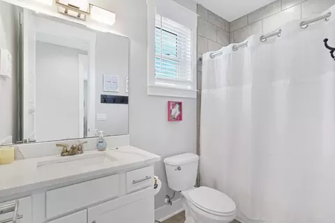 Bath - 5480 Pelican Way, Saint Augustine, FL 32080 photo 4 of 6