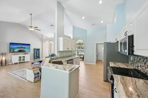 546 Sevilla Dr, Saint Augustine, FL 32086 photo 15