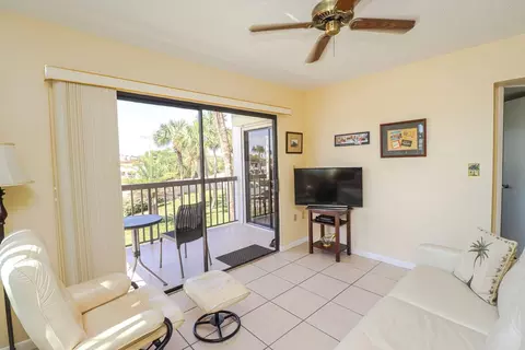 Living - 4250 A1a S B-26 #B26, Saint Augustine, FL 32080 photo 2 of 3