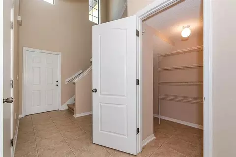 Entry Way - 72 Hannah Cole Dr, Saint Augustine, FL 32080 photo 3 of 5