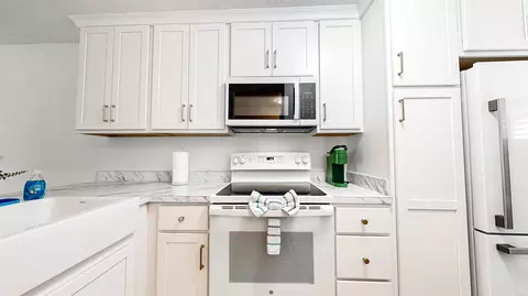 Kitchen - 650 W Pope Rd #265, Saint Augustine, FL 32080 photo 1 of 2