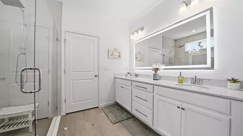 Bath - 367 Lake Sinclair St, Saint Augustine, FL 32084 photo 4 of 9