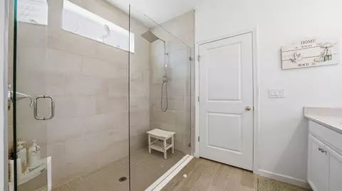 Bath - 367 Lake Sinclair St, Saint Augustine, FL 32084 photo 5 of 9