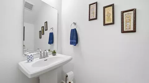 Bath - 367 Lake Sinclair St, Saint Augustine, FL 32084 photo 1 of 9
