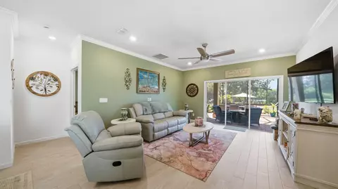 Living - 367 Lake Sinclair St, Saint Augustine, FL 32084 photo 1 of 1