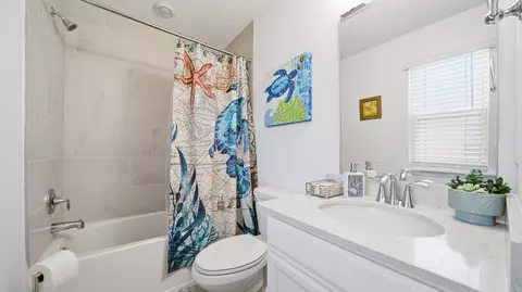 Bath - 367 Lake Sinclair St, Saint Augustine, FL 32084 photo 6 of 9