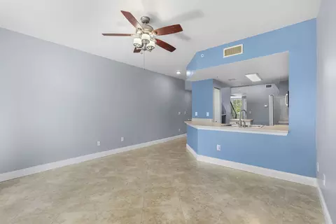 Living - 4000 Grande Vista Blvd, Saint Augustine, FL 32084 photo 3 of 4