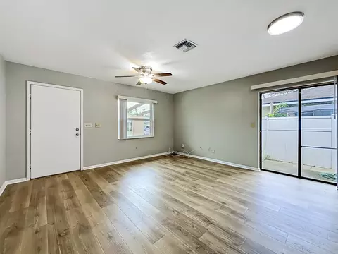 Living - 15 Atlantic Oaks Cir, Saint Augustine, FL 32080 photo 8 of 8