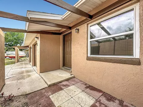 Exterior - 15 Atlantic Oaks Cir, Saint Augustine, FL 32080 photo 2 of 9