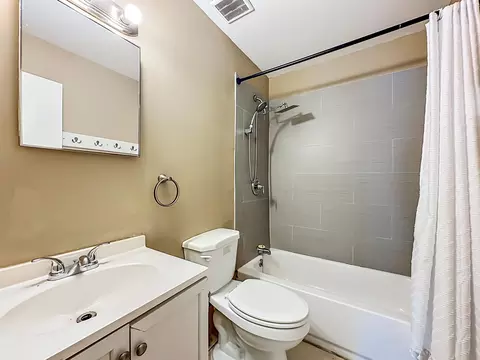 Bath - 15 Atlantic Oaks Cir, Saint Augustine, FL 32080 photo 1 of 2