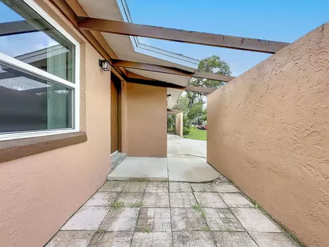 Exterior - 15 Atlantic Oaks Cir, Saint Augustine, FL 32080 photo 5 of 9