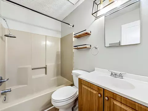 Bath - 15 Atlantic Oaks Cir, Saint Augustine, FL 32080 photo 2 of 2