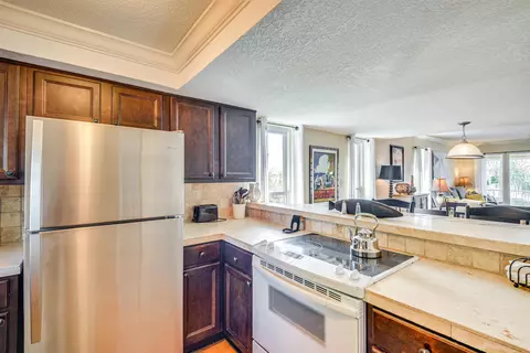 Kitchen - 236 River Bend Pl #BLDG E, Welaka, FL 32193 photo 3 of 5