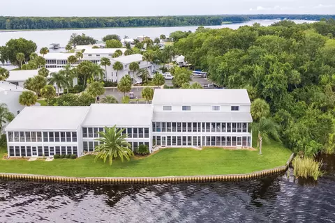 View/Area - 236 River Bend Pl #BLDG E, Welaka, FL 32193 photo 2 of 5