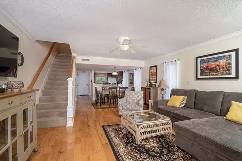 Living - 236 River Bend Pl #BLDG E, Welaka, FL 32193 photo 1 of 4