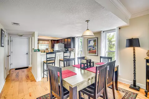 Dining - 236 River Bend Pl #BLDG E, Welaka, FL 32193 photo 1 of 3