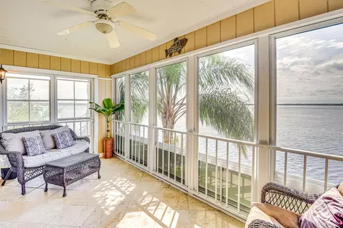 Exterior - 236 River Bend Pl #BLDG E, Welaka, FL 32193 photo 4 of 11