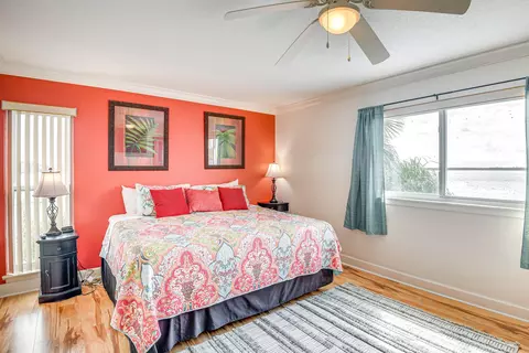 Bedroom - 236 River Bend Pl #BLDG E, Welaka, FL 32193 photo 6 of 6