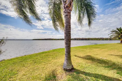 View/Area - 236 River Bend Pl #BLDG E, Welaka, FL 32193 photo 5 of 5