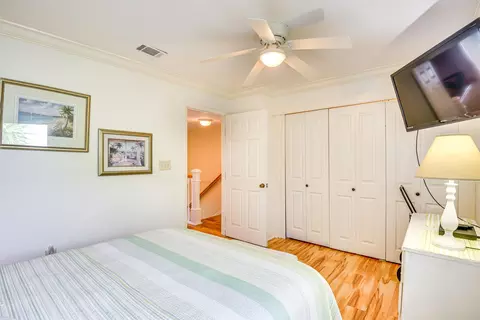 Bedroom - 236 River Bend Pl #BLDG E, Welaka, FL 32193 photo 3 of 6