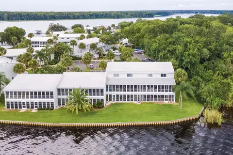 View/Area - 236 River Bend Pl #BLDG E, Welaka, FL 32193 photo 2 of 7