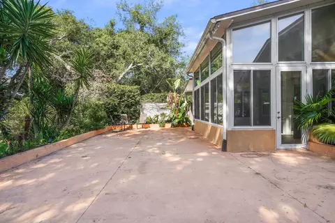 Exterior - 805 Riley Ln, Saint Augustine, FL 32095 photo 8 of 12