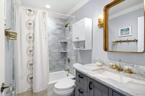 Bath - 3601 Harbor Dr, Saint Augustine, FL 32084 photo 4 of 6
