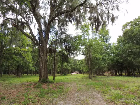 5195 Kelly Rd, Hastings, FL 32145