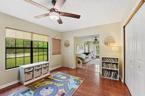 Entry Way - 1805 Bennett Rd, Saint Augustine, FL 32092 photo 5 of 6