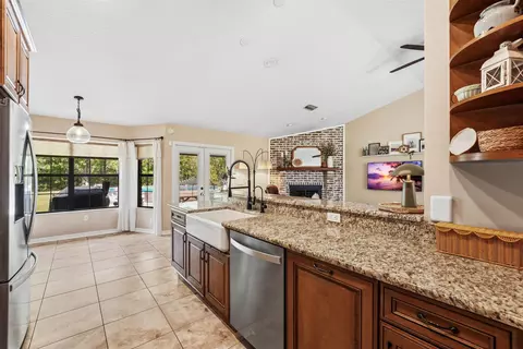 Kitchen - 1805 Bennett Rd, Saint Augustine, FL 32092 photo 5 of 6