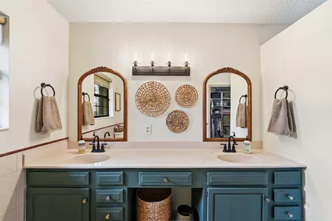 Bath - 1805 Bennett Rd, Saint Augustine, FL 32092 photo 1 of 5
