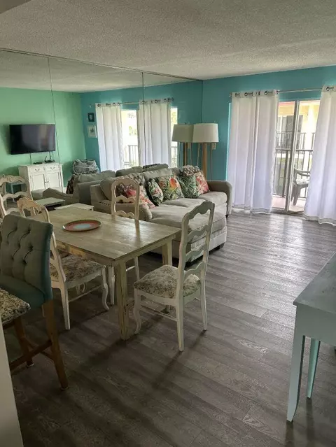Dining - 7175 S A1a C217, Saint Augustine, FL 32080 photo 2 of 2