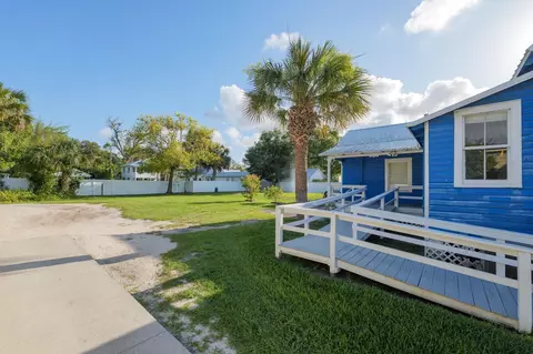 Exterior - 19 Old Mission Ave, Saint Augustine, FL 32084 photo 6 of 7
