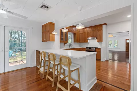 Kitchen - 24 Flamingo Dr, Saint Augustine, FL 32080 photo 8 of 9