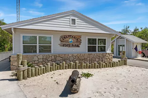 Exterior - 24 Flamingo Dr, Saint Augustine, FL 32080 photo 13 of 19