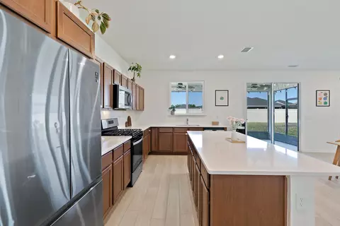 Kitchen - 71 Santos Ln, Saint Augustine, FL 32086 photo 4 of 7