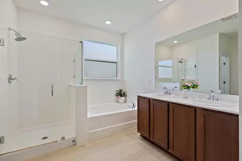 Bath - 71 Santos Ln, Saint Augustine, FL 32086 photo 1 of 8