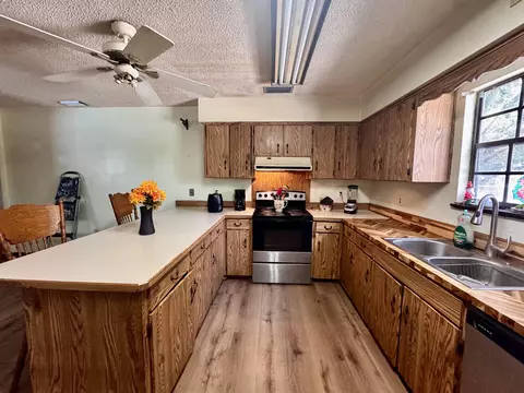 Kitchen - 554 Hayley, Saint Augustine, FL 32086 photo 1 of 2