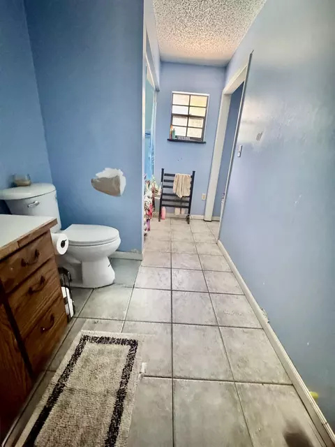 Bath - 554 Hayley, Saint Augustine, FL 32086 photo 3 of 7