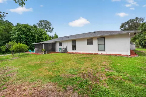 Exterior - 111 Pompano Rd, Saint Augustine, FL 32086 photo 3 of 13